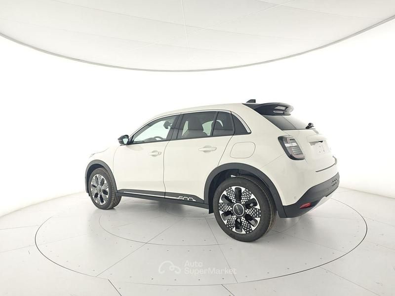 Usata Fiat 600 La Prima 110 CV (80 kW) 2025 Bianco SUV