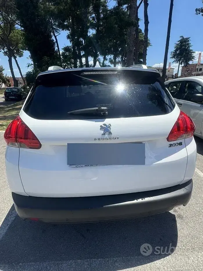 Usata Peugeot 2008 82 CV (60 kW) 2013 Bianco SUV