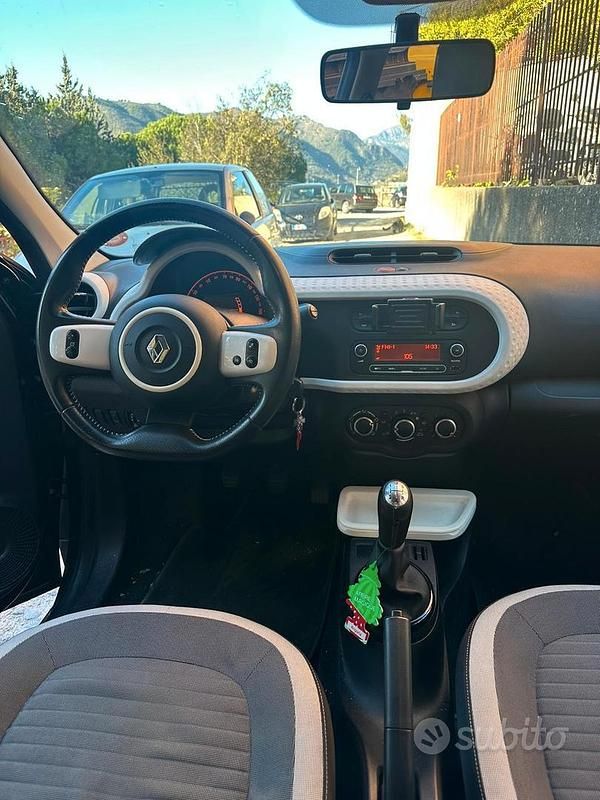 Usata Renault Twingo 2015 Nero Utilitaria