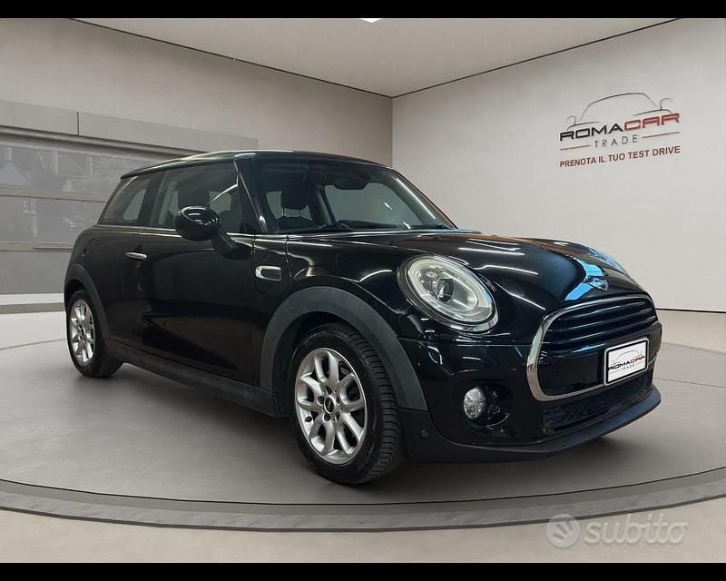 Usata Mini Cooper 136 CV (100 kW) 2016 Nero met Utilitaria