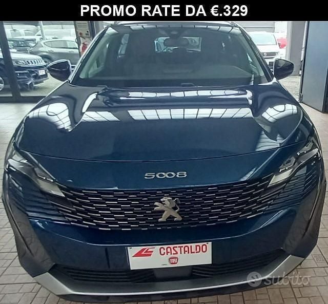Usata Peugeot 5008 Allure 131 CV (96 kW) 2023 Blu SUV