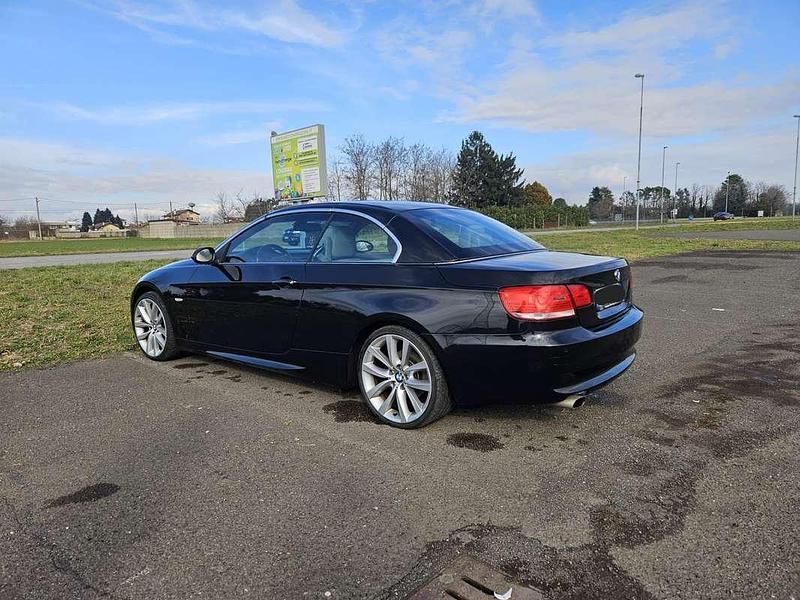 Usata BMW 320 Cabriolet 170 CV (125 kW) 2007 Cabrio