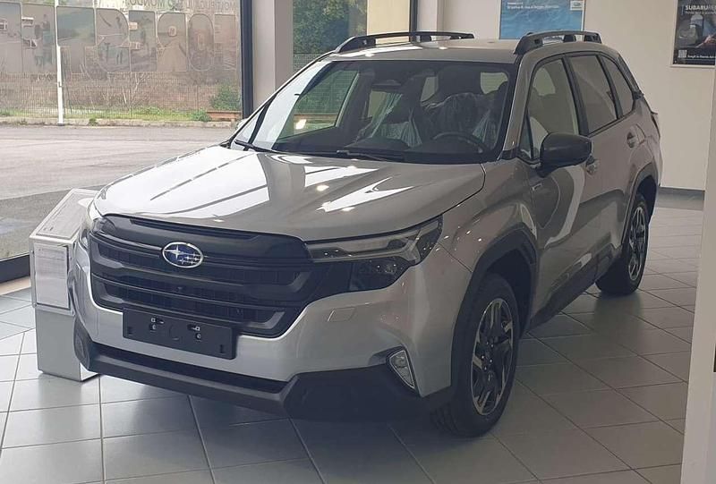Nuova Subaru Forester Style 136 CV (100 kW) 2026 Argento SUV