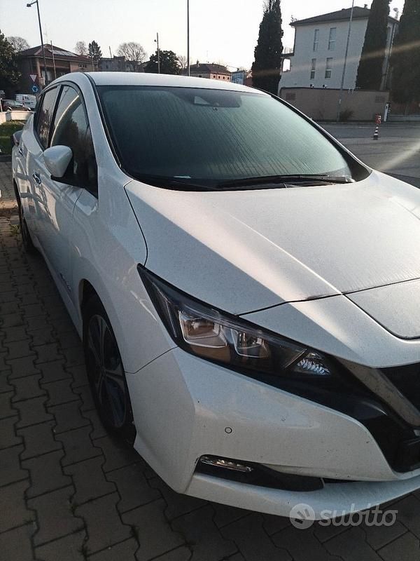 Usata Nissan Leaf Tekna 89 kW (122 CV) 2019 Bianco Utilitaria