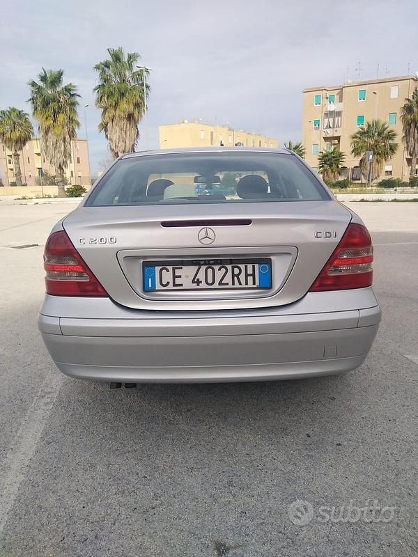Usata Mercedes C200 2004 Grigio Berlina