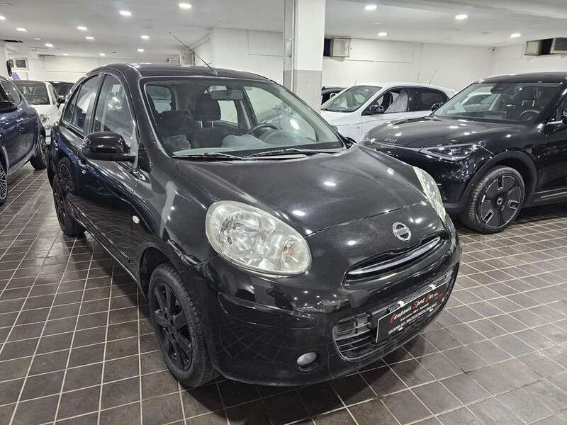 Usado Nissan Micra N-Connecta 80 HP (58 kW) 2012 Preto Citadino