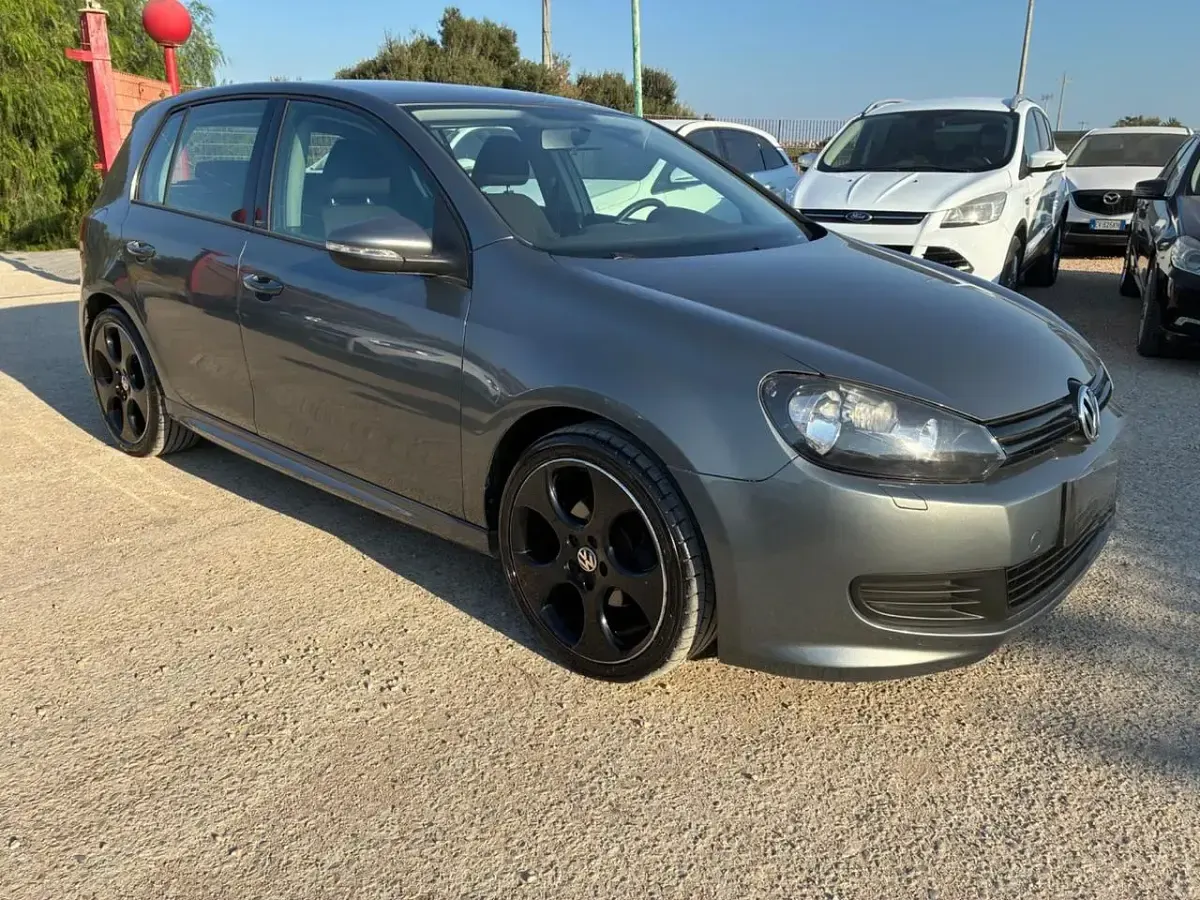 Usata VW Golf VII Sportline 105 CV (77 kW) 2012 Grigio Berlina