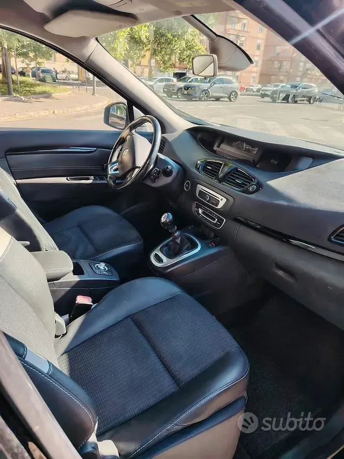 Usata Renault Scenic E-Tech XMOD 110 CV (80 kW) 2014 Nero Monovolume
