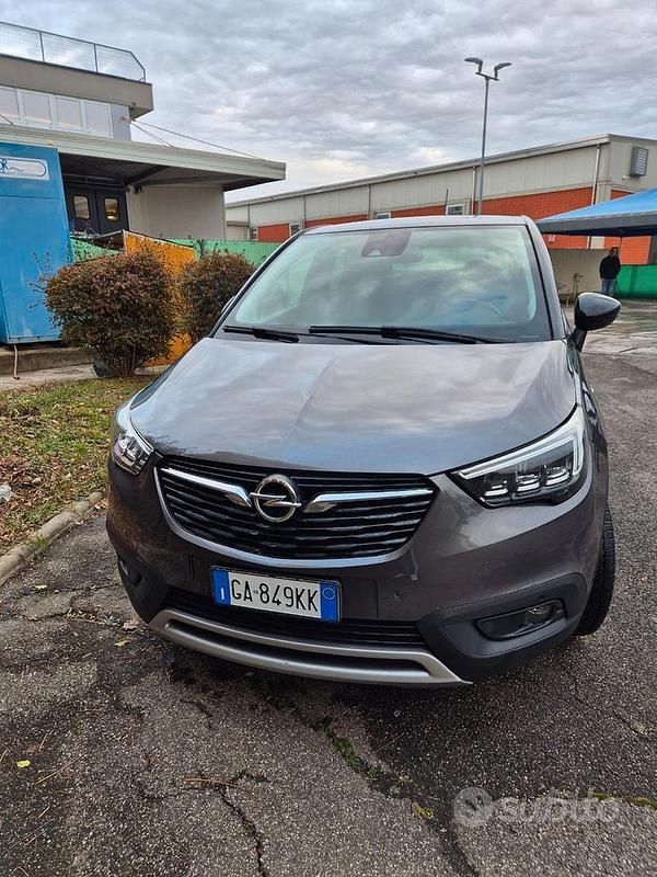 Usata Opel Crossland X 110 CV (80 kW) 2020 Grigio SUV