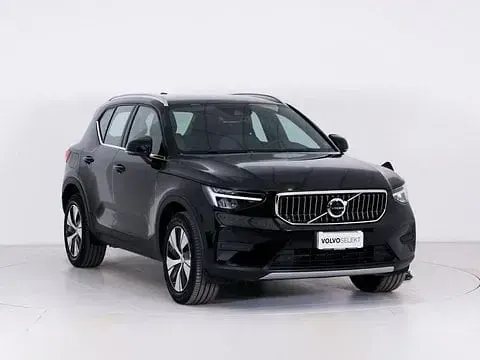 Usata Volvo XC40 Core 155 CV (114 kW) 2022 Nero SUV