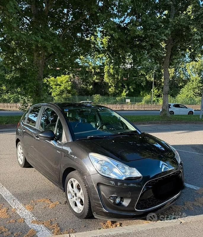 Usata 2011 Citroën C3 Exclusive Due volumi | 5500 € (Buon prezzo) - Immagine 1/4