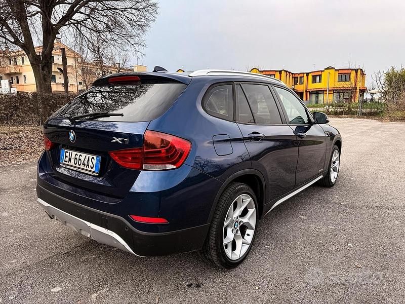 Usata BMW X1 xLine 143 CV (105 kW) 2014 Blu SUV