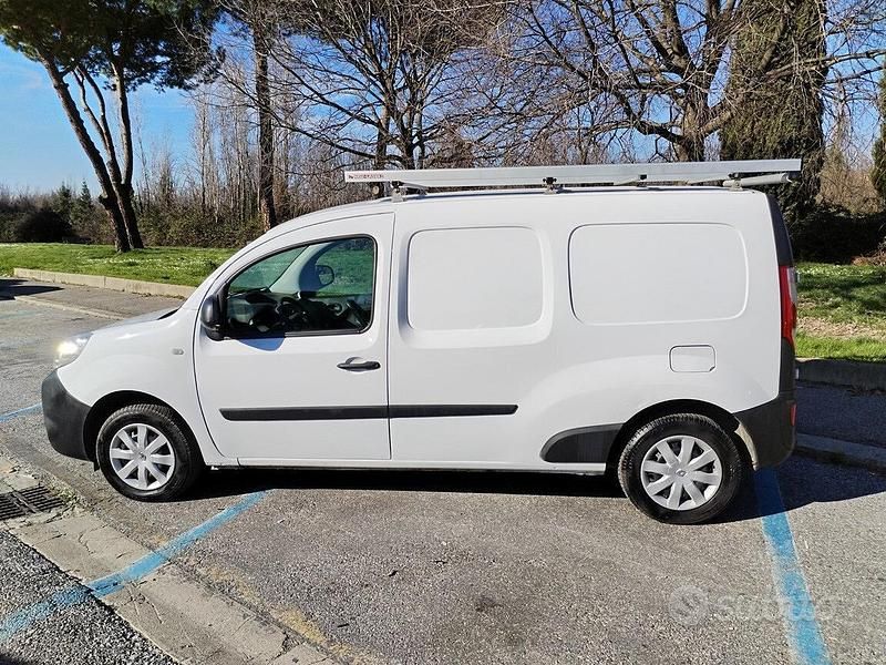 Usata Renault Kangoo Life 110 CV (80 kW) 2018 Bianco Monovolume