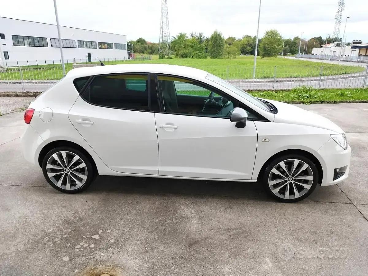 Usata Seat Ibiza FR 105 CV (77 kW) 2017 Bianco Berlina
