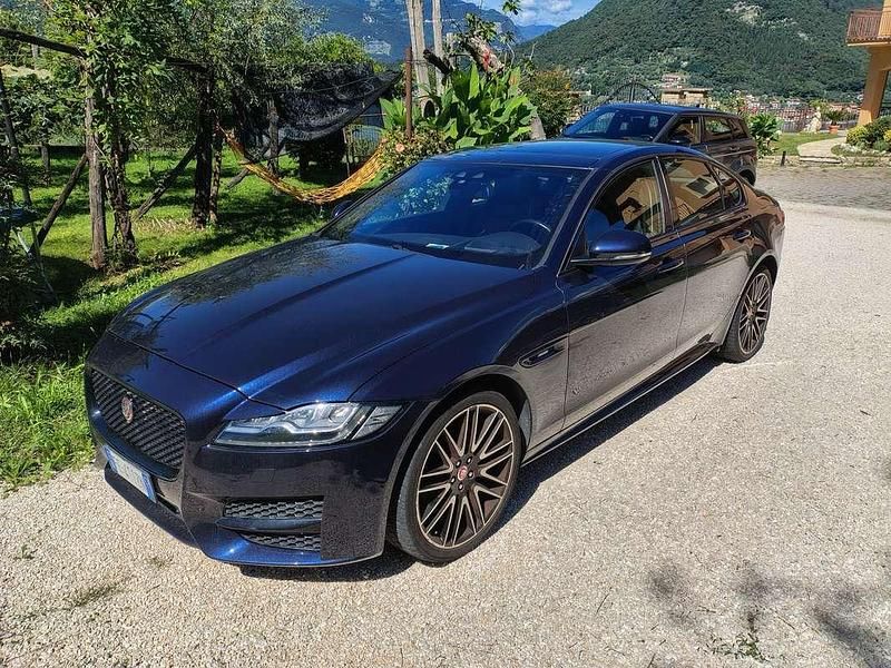 Usata Jaguar XF R-Sport 179 CV (131 kW) 2016 Berlina