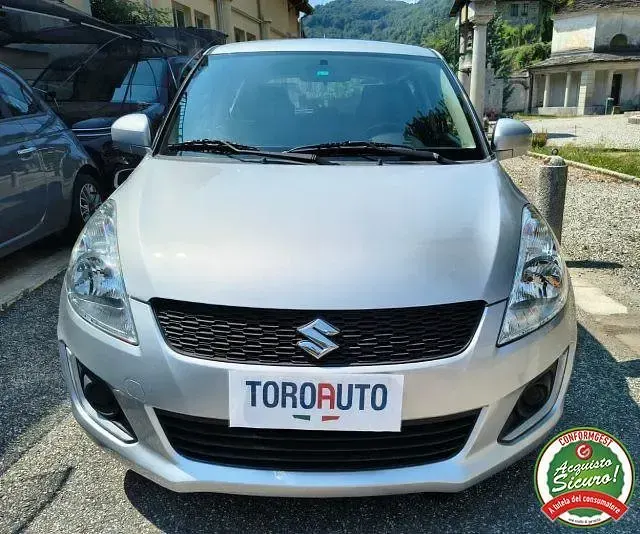 Usata Suzuki Swift Cool 75 CV (55 kW) 2015 Grigio Utilitaria
