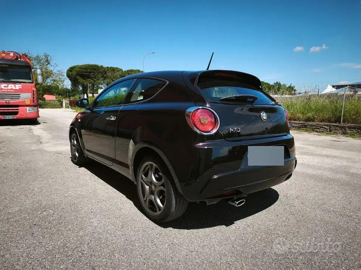 Usata Alfa Romeo MiTo 120 CV (88 kW) 2010 Nero Utilitaria