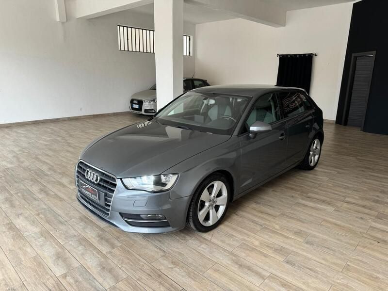 Usata Audi A3 Ambition 105 CV (77 kW) 2013 Grigio Berlina