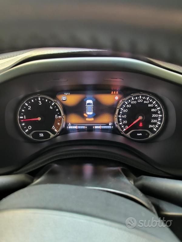 Usata Jeep Renegade Limited 120 CV (88 kW) 2020 Nero SUV