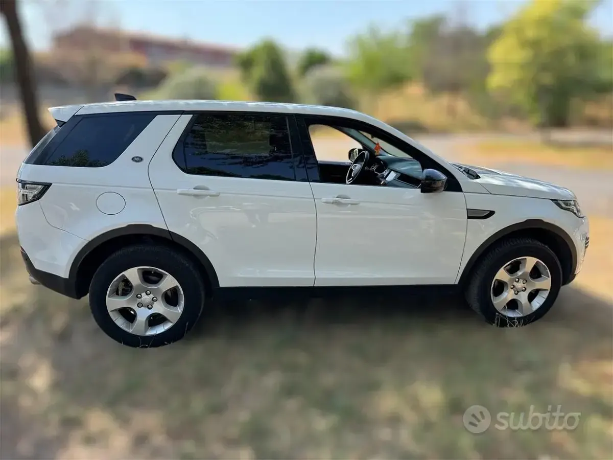 Usata Land Rover Discovery Sport Pure 150 CV (110 kW) 2017 Bianco SUV