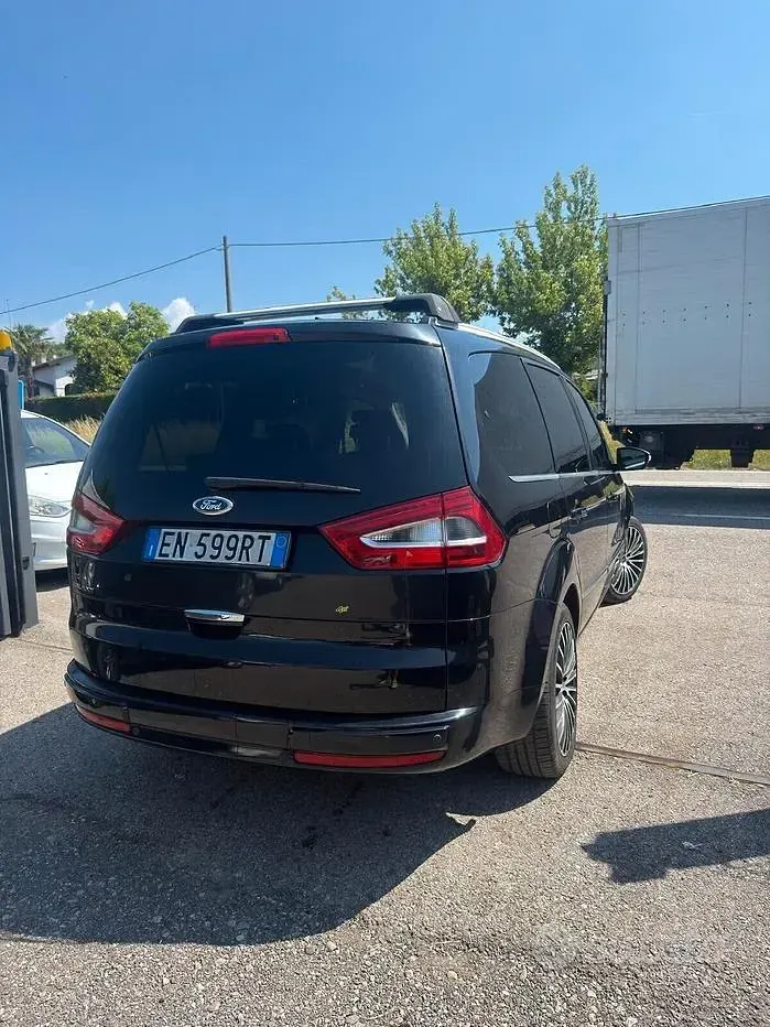 Usata Ford Galaxy Titanium 163 CV (119 kW) 2012 Nero Monovolume