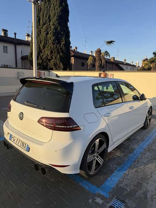 Usata VW Golf VII R 300 CV (220 kW) 2016