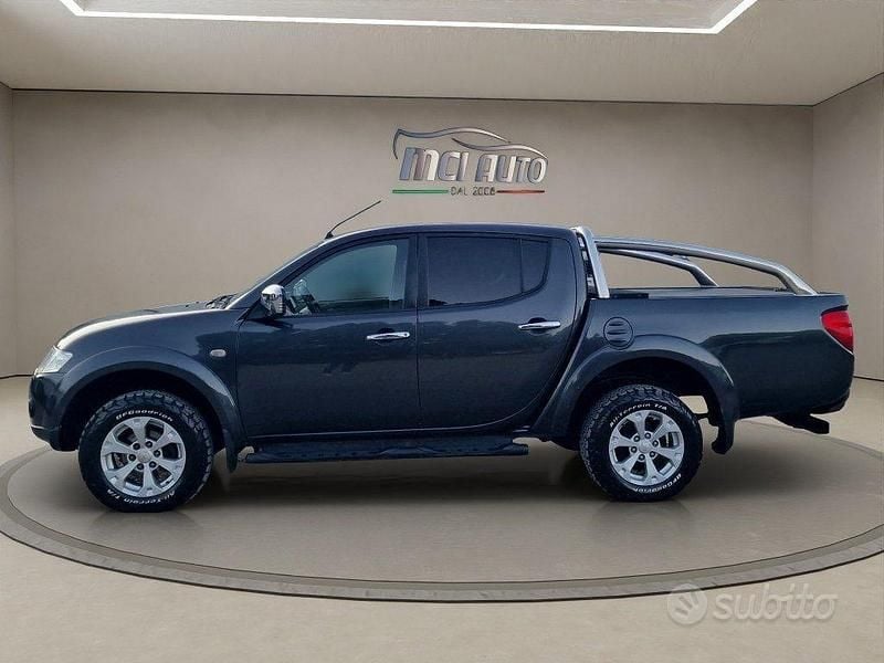 Usata Mitsubishi L200 Intense+ 178 CV (130 kW) 2011 Grigio Pick-up