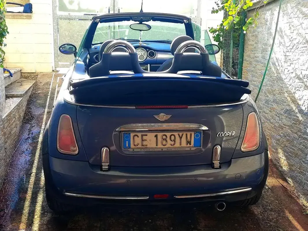 Usata Mini Cooper Cabriolet 116 CV (85 kW) 2006 Blu/azzurro Cabrio