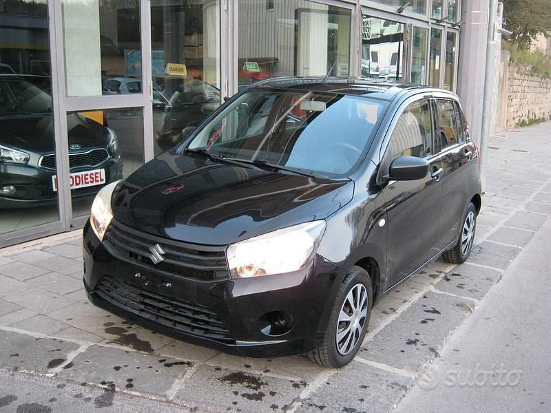 Nero Usata 2015 Suzuki Celerio Style Due volumi | 5900 € (Buon prezzo) - Immagine 1/4