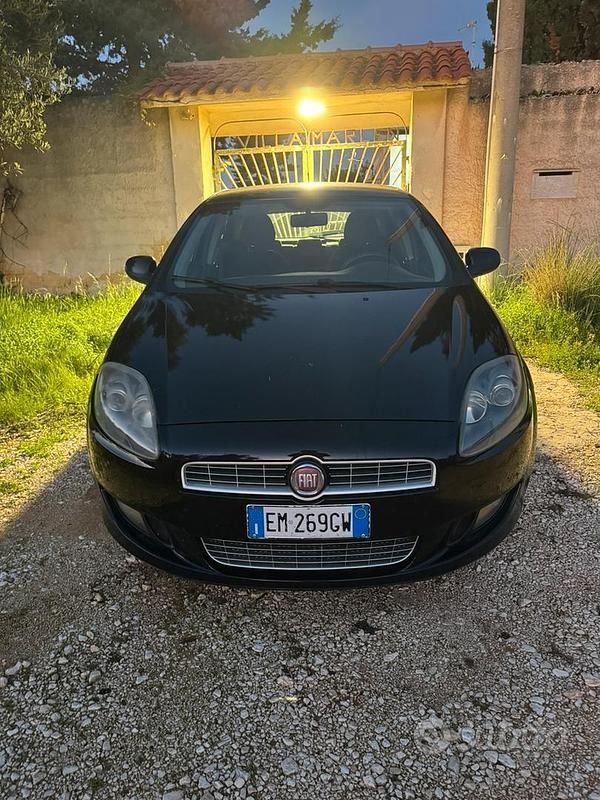 Usata 2012 Fiat Bravo Due volumi | 4400 € (Buon prezzo) - Immagine 1/4