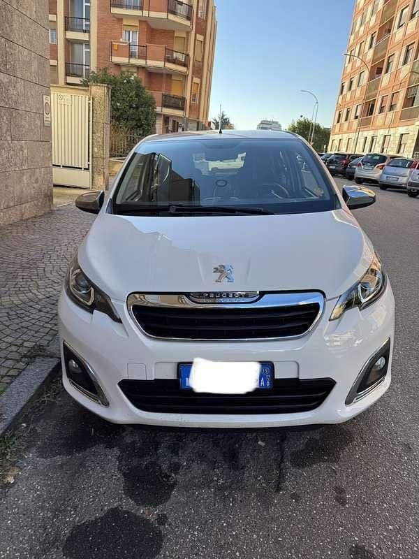 Bianco Usata 2015 Peugeot 108 Allure Due volumi | 7500 € (Buon prezzo) - Immagine 1/4