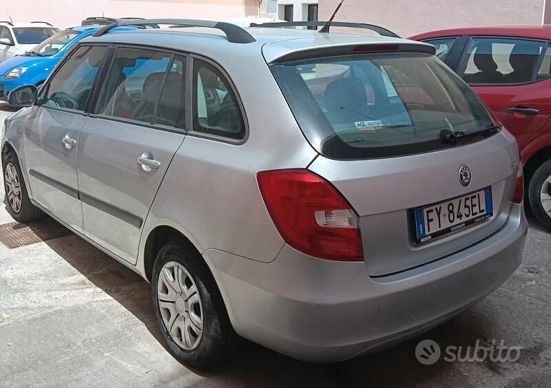 Usata Skoda Fabia Style 69 CV (50 kW) 2007 Argento Utilitaria