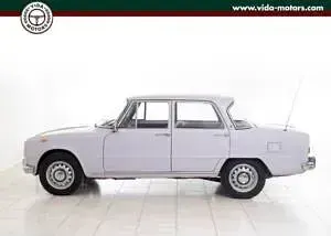 Usata Alfa Romeo Giulia Super 103 CV (75 kW) 1969 Grigio Berlina