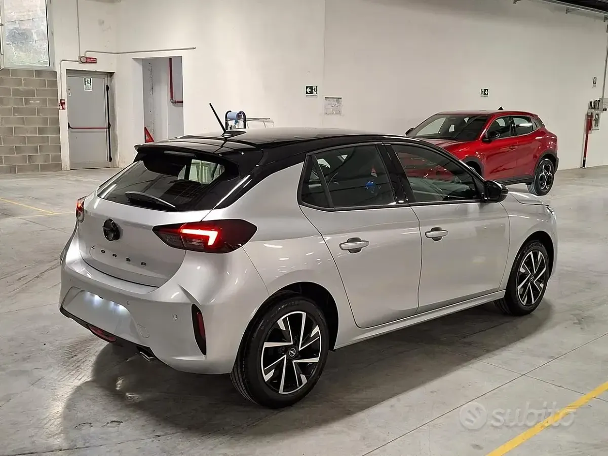 Nowe Opel Corsa 101 KM (74 kW) 2026 Szary Hatchback