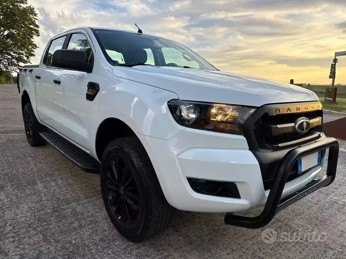 Usata Ford Ranger XLT 160 CV (117 kW) 2018 Bianco Pick-up