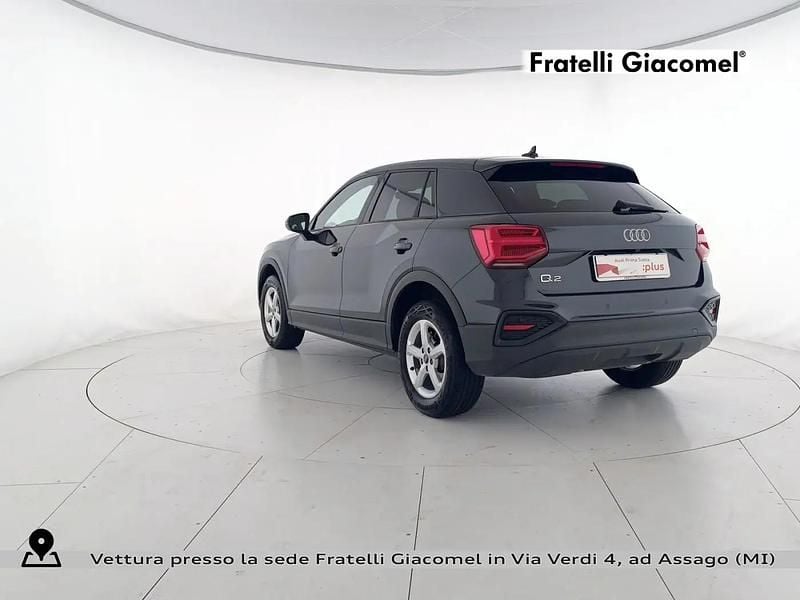 Usata Audi Q2 Business 110 CV (80 kW) 2023 Grigio manhattan metallizzato SUV