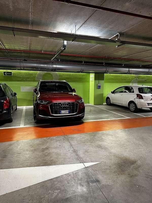 Usata Audi Q7 Advanced 245 CV (180 kW) 2021 Rosso SUV