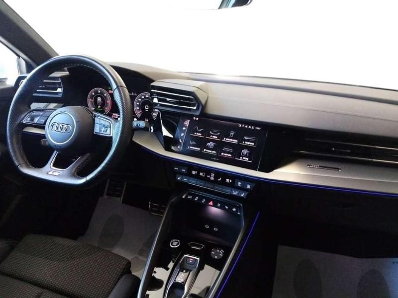 Begagnad Audi A3 Sportback S-Line 150 HK (110 kW) 2024 Vit Halvkombi