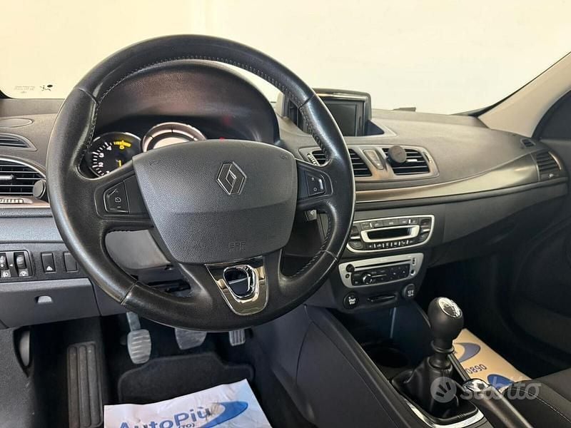 Usata Renault Mégane GrandTour 110 CV (80 kW) 2014 Grigio Station wagon