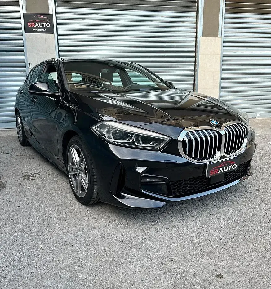 Usata BMW 116 M Sport 116 CV (85 kW) 2020 Nero Utilitaria