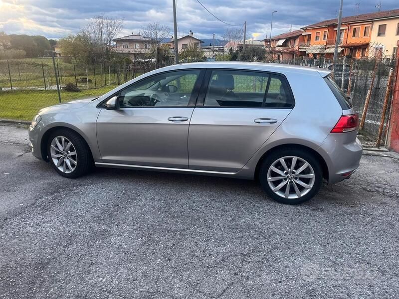 Usata VW Golf VII Comfortline 110 CV (80 kW) 2014 Grigio Berlina