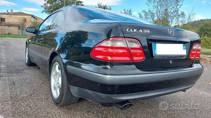 Usata Mercedes CLK430 Avantgarde 279 CV (205 kW) 1999 Nero Coupé
