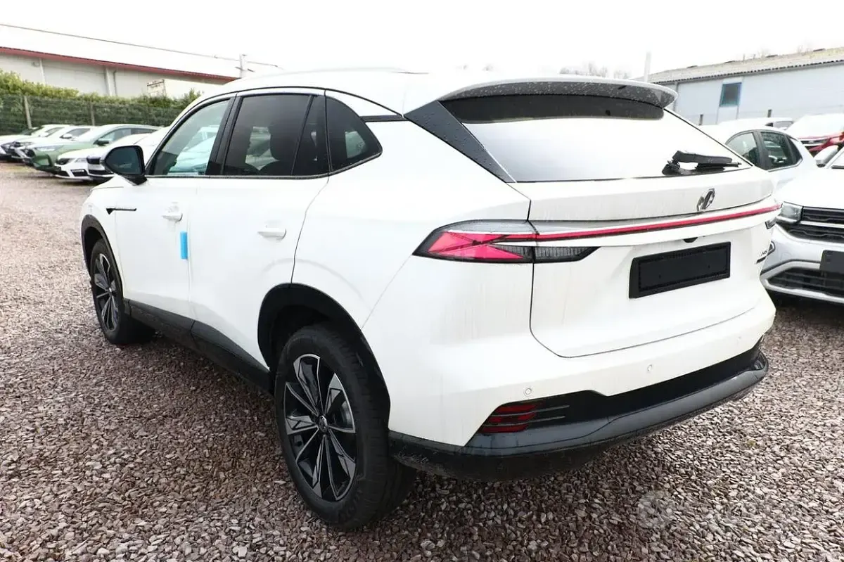 Nuova MG HS Comfort 224 CV (164 kW) 2026 Bianco SUV