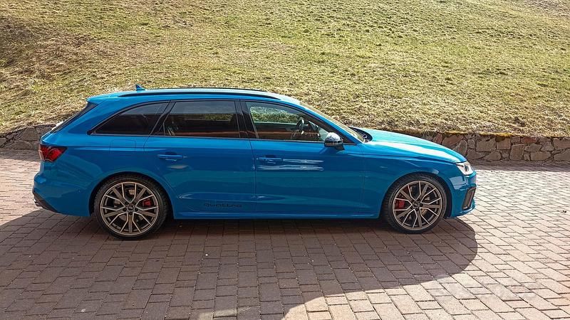 Usata Audi S4 347 CV (255 kW) 2019 Blu Station wagon