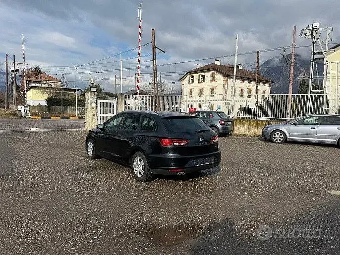 Usata Seat Leon ST 4Drive 105 CV (77 kW) 2013 Nero Station wagon