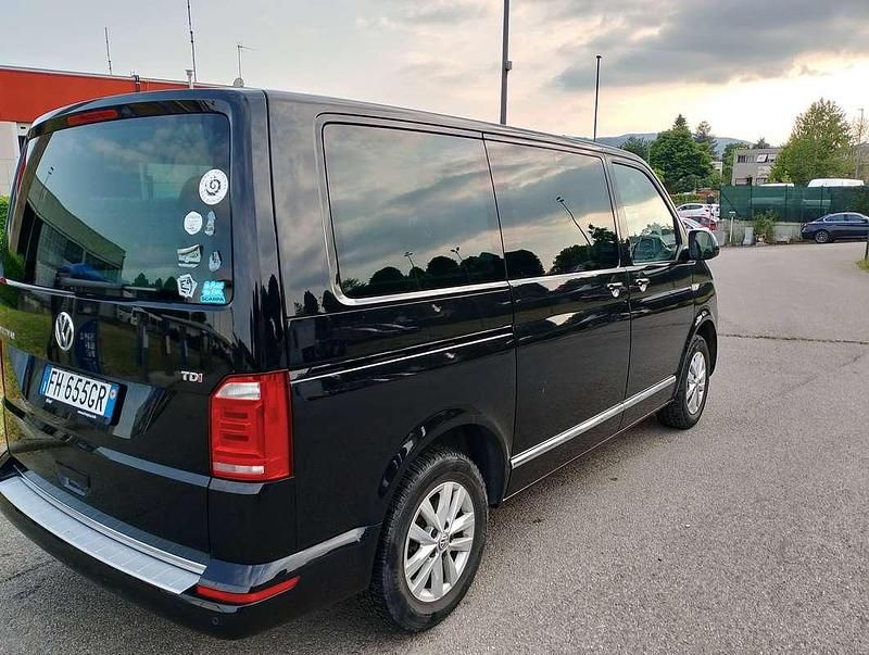 Usata VW Multivan 150 CV (110 kW) 2017 Nero Furgone