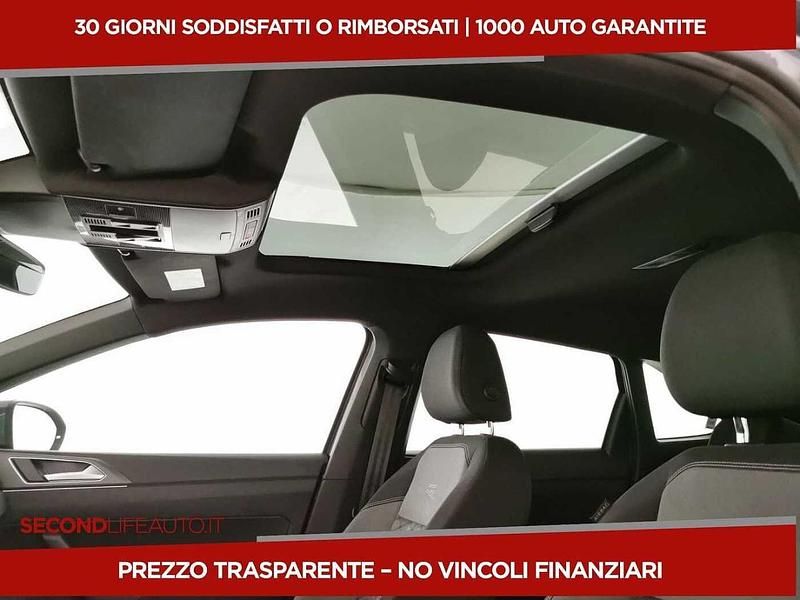 Nuova VW Taigo R-line 115 CV (84 kW) 2025 Grigio SUV