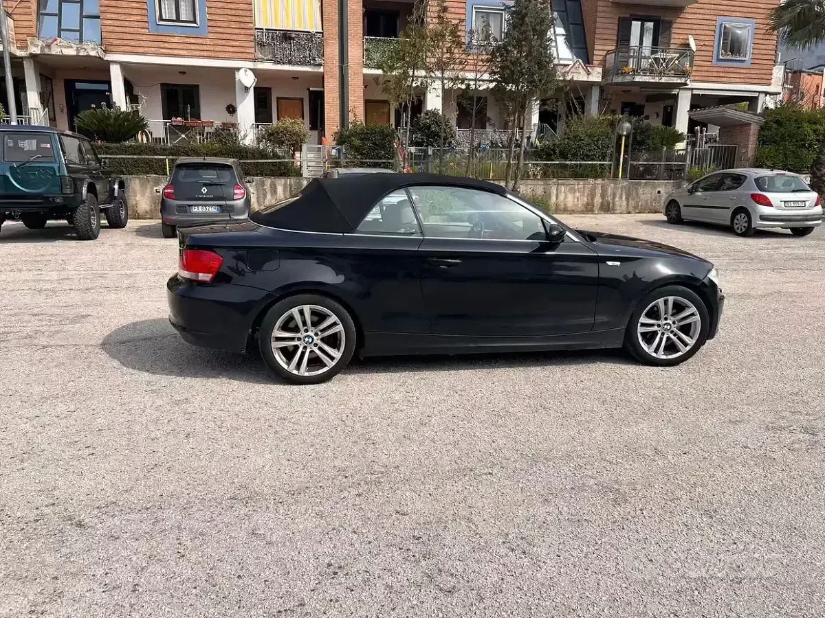 Usata BMW 120 Cabriolet 177 CV (130 kW) 2008 Nero Cabrio