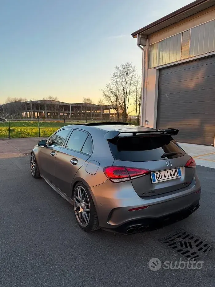 Usata Mercedes A45 AMG AMG 421 CV (309 kW) 2021 Grigio Utilitaria