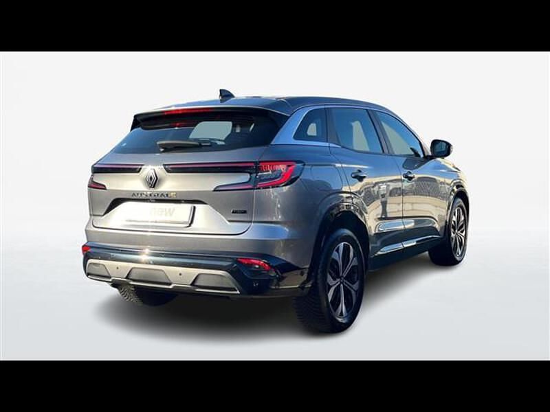 Usata Renault Austral Evolution 200 CV (147 kW) 2025 Grigio scuro SUV